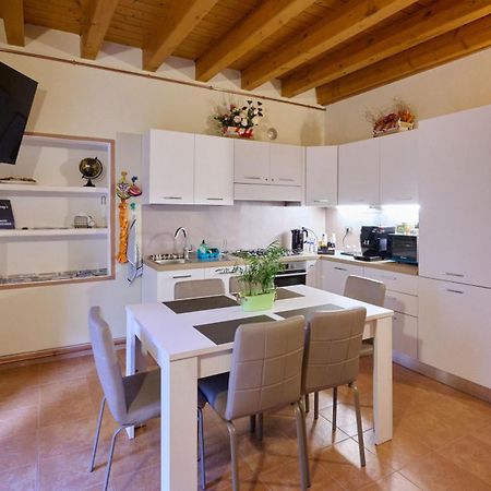 Cav Motteno Mandello del Lario Exterior photo