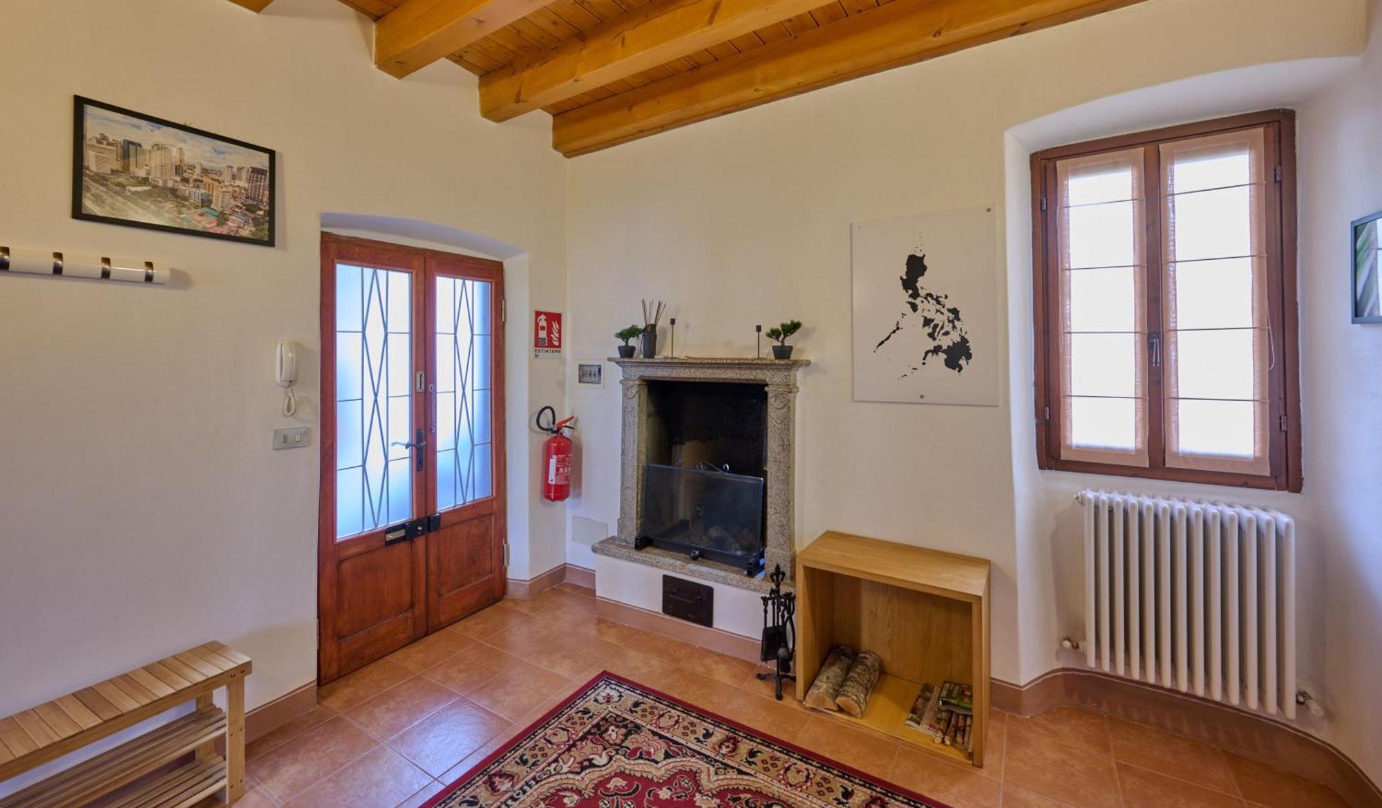 Cav Motteno Mandello del Lario Exterior photo