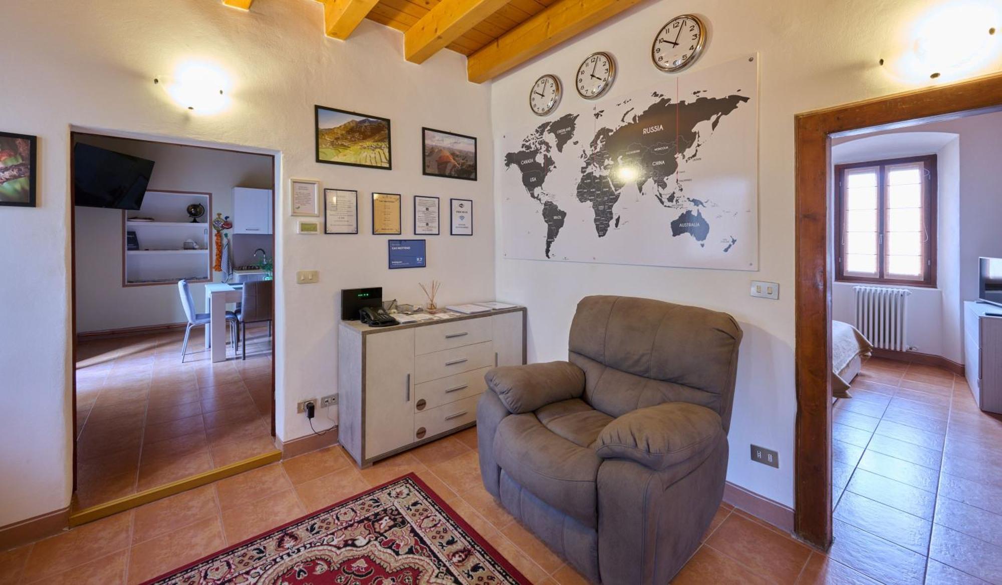 Cav Motteno Mandello del Lario Exterior photo